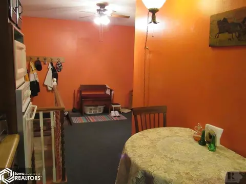 106 N Eugene St, Orient, IA 50858 photo 10