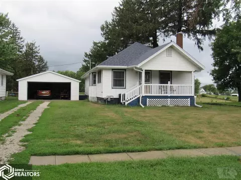 106 N Eugene St, Orient, IA 50858 photo 2