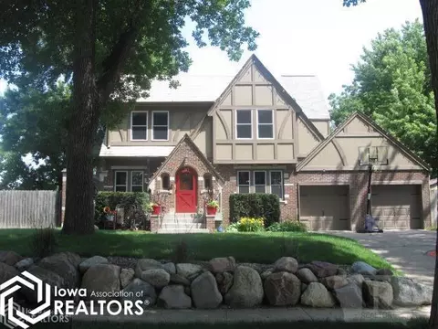 105 E 13th St, Carroll, IA 51401 photo 2