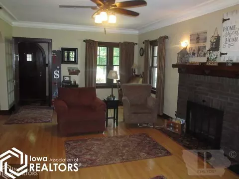 105 E 13th St, Carroll, IA 51401 photo 5