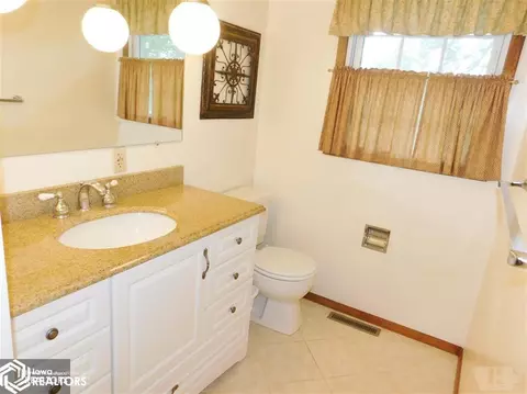 2309 Frontier Rd, Denison, IA 51442 photo 11