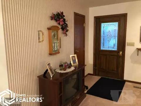 400 Eagle St, Westside, IA 51467 photo 2