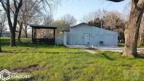 1212 E Cross, Centerville, IA 52544 photo 1