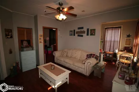 200 S Main, Centerville, IA 52544 photo 16