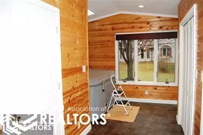 650 Golf View Dr, Garner, IA 50438 photo 13