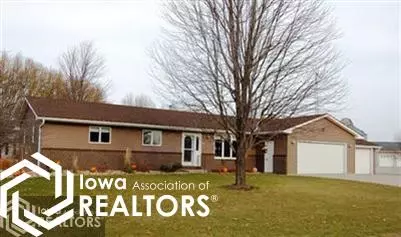 650 Golf View Dr, Garner, IA 50438 photo 2
