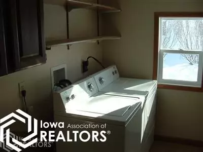 795 W Third St, Garner, IA 50438 photo 4