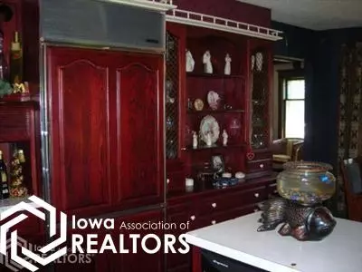 302 Clinton St, Corwith, IA 50430 photo 7