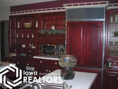 302 Clinton St, Corwith, IA 50430 photo 8