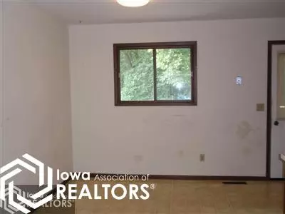 433 11th Ave, Hampton, IA 50441 photo 4