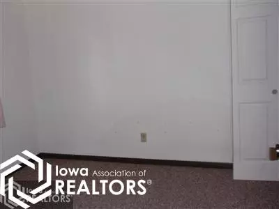 433 11th Ave, Hampton, IA 50441 photo 8