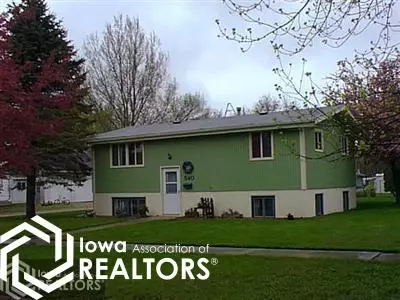 540 W 5th St, Garner, IA 50438 photo 1