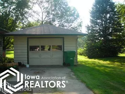 508 Standring St, Corwith, IA 50430 photo 9