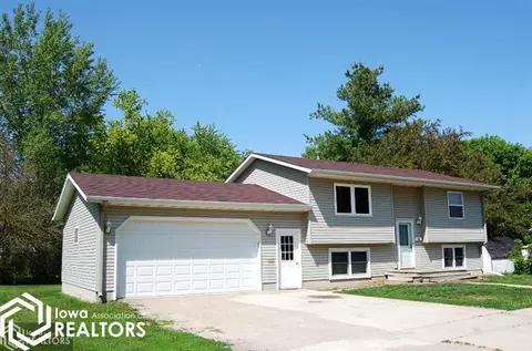 140 E 11th St, Garner, IA 50438 photo 1