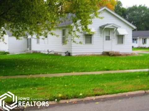 1095 Front St, Garner, IA 50438 photo 1