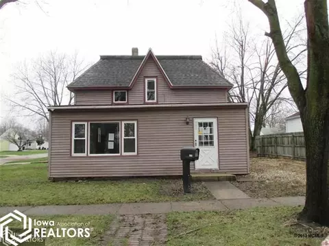 502 1st St NE, Hampton, IA 50441 photo 1