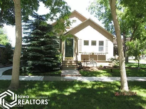 290 E 5th St, Garner, IA 50438 photo 1