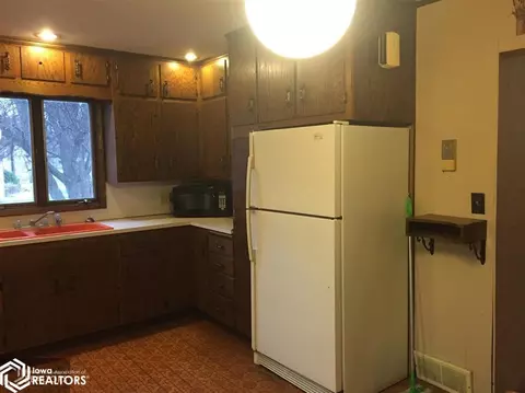 202 S Main, Rake, IA 50465 photo 19