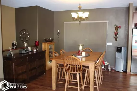 185 E Cardinal St, Garner, IA 50438 photo 8