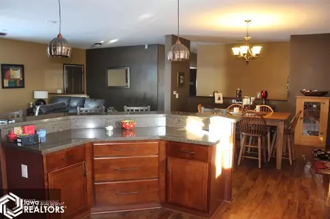 185 E Cardinal St, Garner, IA 50438 photo 10