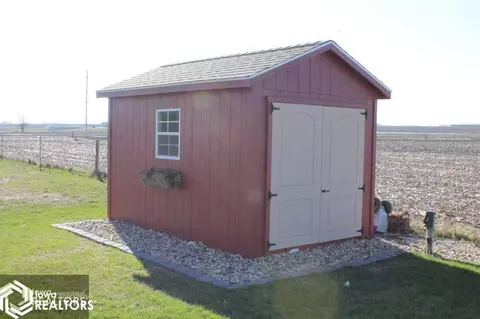185 E Cardinal St, Garner, IA 50438 photo 4