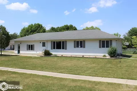 290 W Lyons St, Garner, IA 50438 photo 5