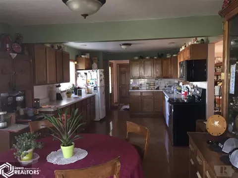 480 150th St, Corwith, IA 50430 photo 15