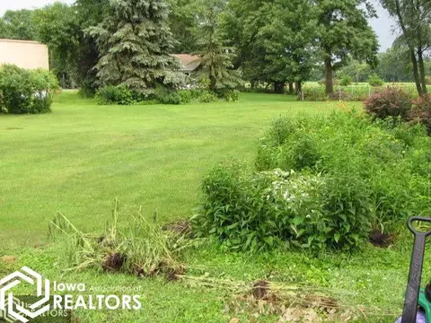 91 W Duff, Dougherty, IA 50433 photo 5