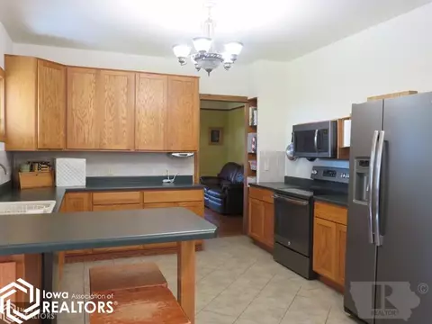 1793 Olive Ave, Hampton, IA 50441 photo 5