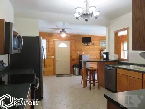 1793 Olive Ave, Hampton, IA 50441 photo 3