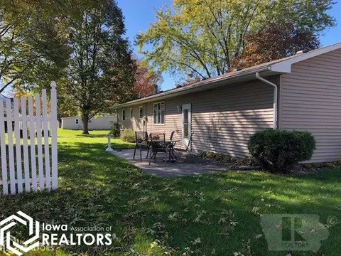 415 Division St, Garner, IA 50438 photo 6