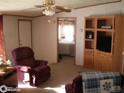 480 E Second St, Garner, IA 50438 photo 7