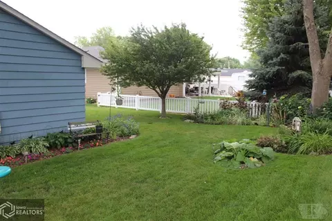 1110 Front St, Garner, IA 50438 photo 4