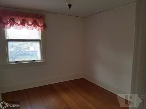 304 E Walnut St, Manly, IA 50456 photo 11