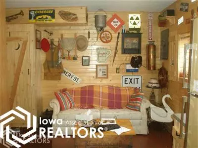 2152 C Ave, Garwin, IA 50632 photo 2