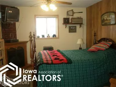 2152 C Ave, Garwin, IA 50632 photo 5