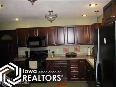 313 E Station St, Baxter, IA 50028 photo 12