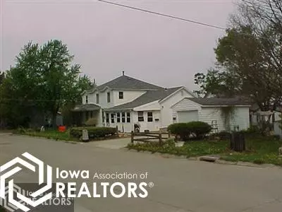 701 E 8th St, Vinton, IA 52349 photo 1