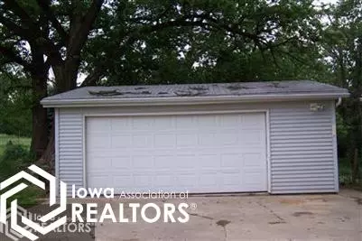 26003 W Ave, Eldora, IA 50627 photo 2