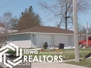 315 E State St, Baxter, IA 50028 photo 2