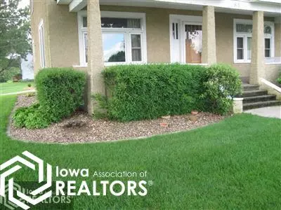315 E State St, Baxter, IA 50028 photo 6