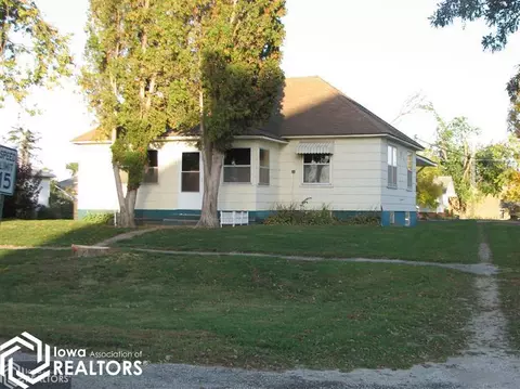 706 3rd St, Garwin, IA 50632 photo 1