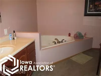 1353 280th St, Garwin, IA 50632 photo 8