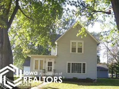 313 Walnut St, Conrad, IA 50621 photo 1