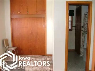 401 4th St, Garwin, IA 50632 photo 7