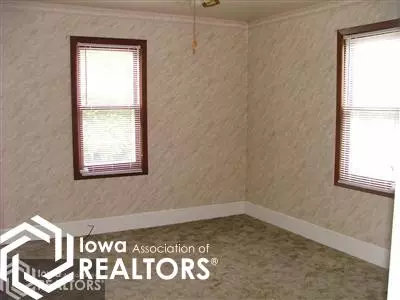 401 4th St, Garwin, IA 50632 photo 10