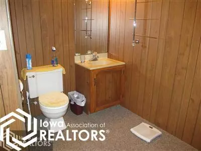 202 2nd St, Garwin, IA 50632 photo 9