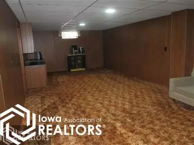 202 2nd St, Garwin, IA 50632 photo 8
