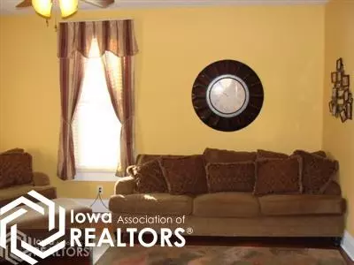 701 3rd St, Sully, IA 50251 photo 8