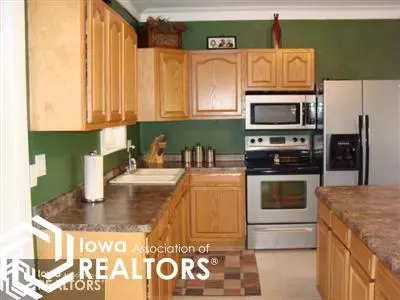 701 3rd St, Sully, IA 50251 photo 2